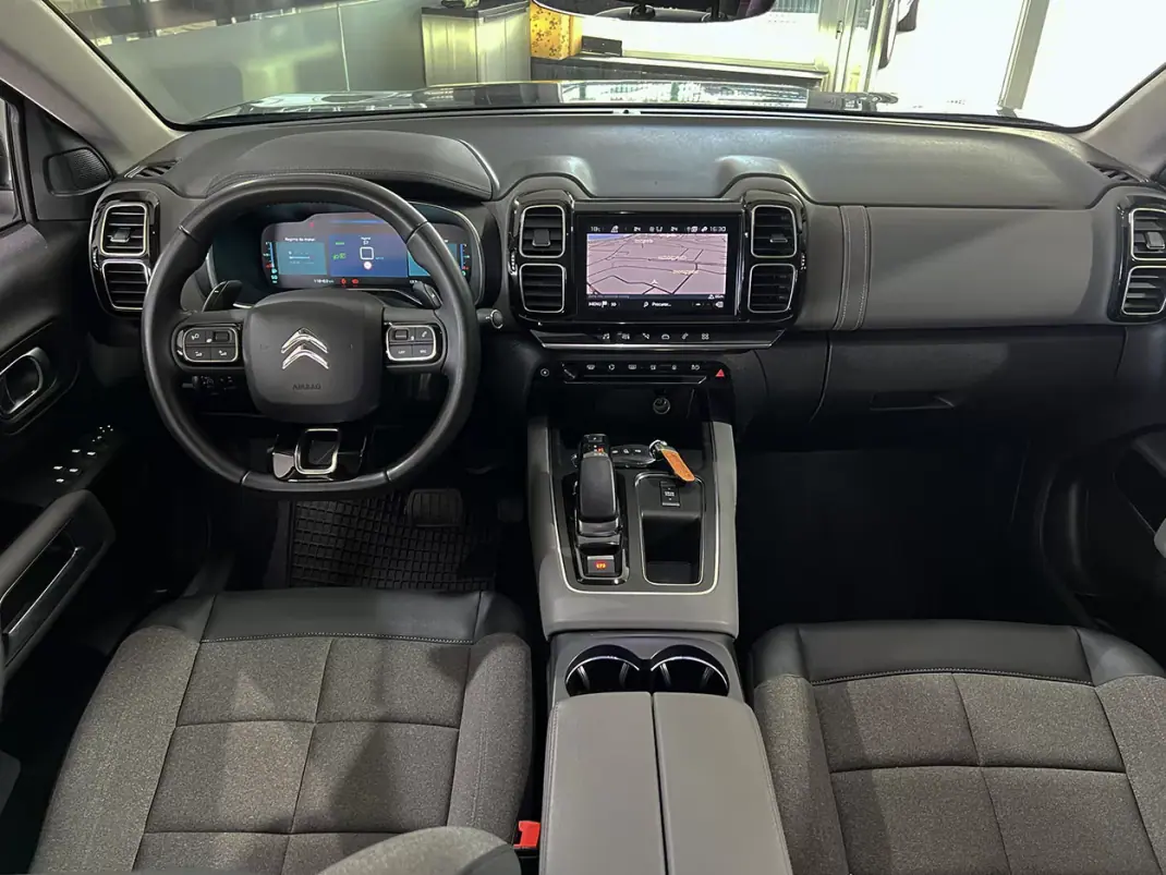 Citroën C5 Aircross 2021 - 17900 EUR, 118432 km - AUTO.MOTO.pt - 118432km - foto 10 de 24