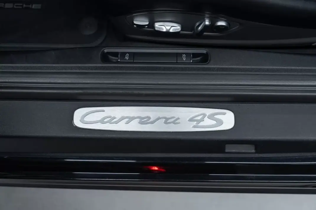 Porsche 991 2016 - 109950 EUR, 83000 km - AUTO.MOTO.pt - 83000km - foto 24 de 49