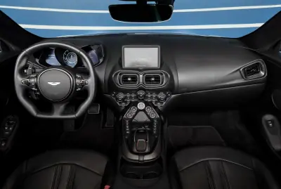 Aston Martin V8 Vantage Roadster 2021 - 165000 EUR, 14873 km - AUTO.MOTO.pt - 14873km - foto 10 de 21