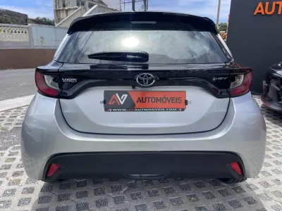 Toyota Yaris 2024 - 23500 EUR, 63319 km - AUTO.MOTO.pt - 63319km - foto 6 de 12