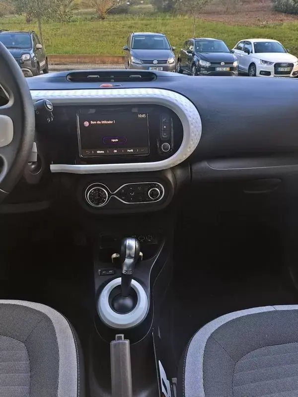 Renault Twingo 2022 - 13990 EUR, 30000 km - AUTO.MOTO.pt - 30000km - foto 13 de 24