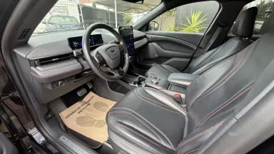 Ford Mustang Mach-E 2023 - 31990 EUR, 70000 km - AUTO.MOTO.pt - 70000km - foto 24 de 37