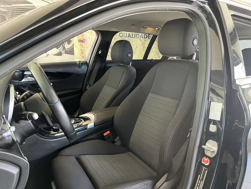 Mercedes-Benz C 300 2020 - 23800 EUR, 127619 km - 127619km - foto 7 de 25