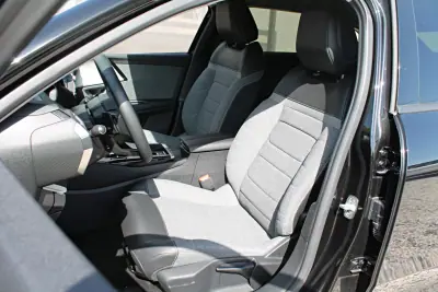 Citroën C5 X 2023 - 27890 EUR, 21307 km - AUTO.MOTO.pt - 21307km - foto 7 de 14
