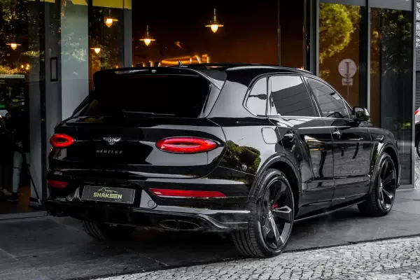 Bentley Bentayga 2022 - 210000 EUR, 70942 km - AUTO.MOTO.pt - 70942km - foto 4 de 57