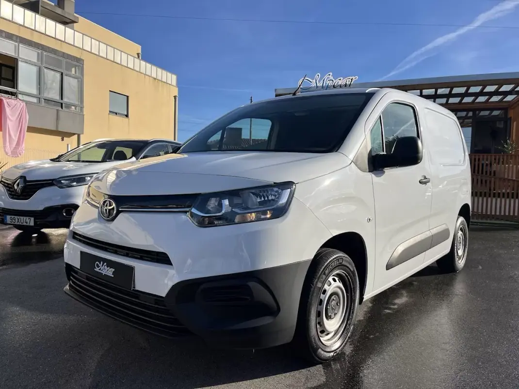 Toyota 2021 - 13950 EUR, 115000 km - AUTO.MOTO.pt - 115000km - foto 25 de 30