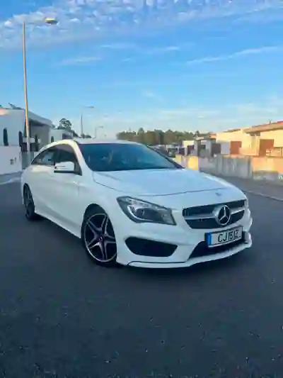 Mercedes-Benz CLA 180 2016 - 18000 EUR, 172898 km - AUTO.MOTO.pt - 172898km - foto 2 de 10