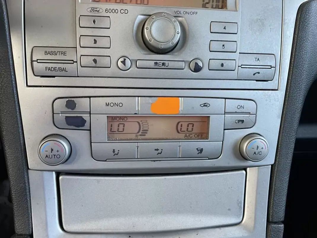 Ford S-Max 2007 - 6990 EUR, 269850 km - AUTO.MOTO.pt - 269850km - foto 18 de 18