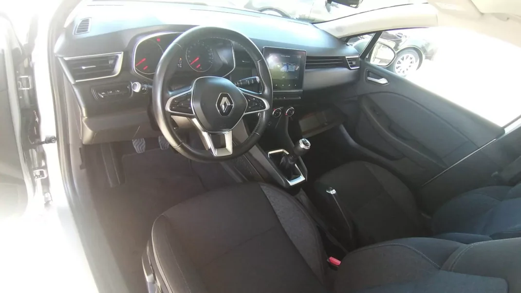 Renault Clio 2020 - 13690 EUR, 114437 km - AUTO.MOTO.pt - 114437km - foto 36 de 42