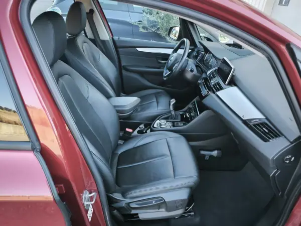 BMW 216 Active Tourer 2020 - 15950 EUR, 166895 km - AUTO.MOTO.pt - 166895km - foto 26 de 58