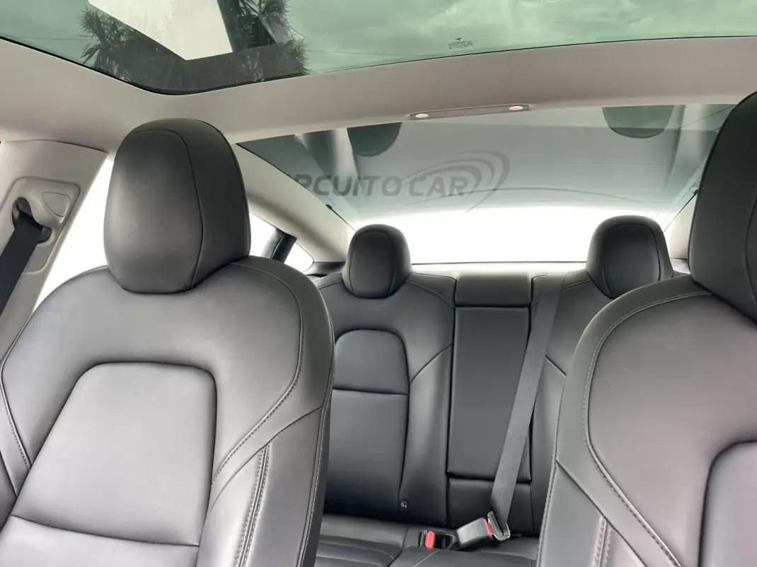 Tesla Model 3 2019 - 22995 EUR, 126801 km - AUTO.MOTO.pt - 126801km - foto 18 de 40