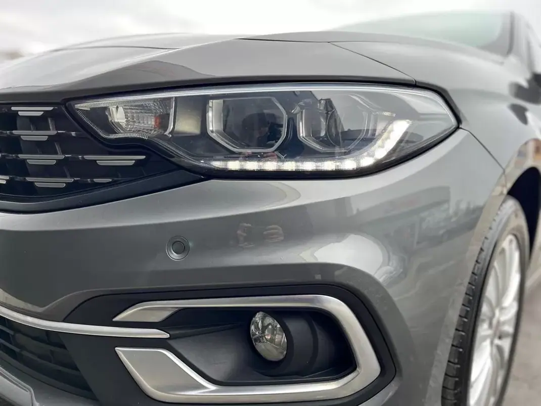 Fiat Tipo 2021 - 11900 EUR, 116480 km - AUTO.MOTO.pt - 116480km - foto 8 de 34