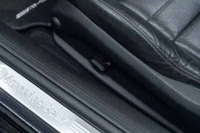 Mercedes-Benz E 220 2021 - 49950 EUR, 64000 km - AUTO.MOTO.pt - 64000km - foto 26 de 60