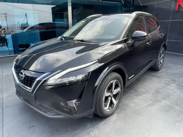 Nissan Qashqai 2023 - 25900 EUR, 99000 km - AUTO.MOTO.pt - 99000km - foto 2 de 12