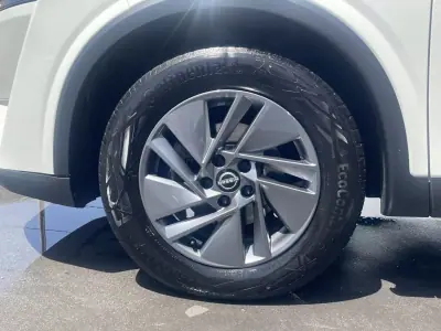 Nissan Qashqai 2023 - 22950 EUR, 31420 km - AUTO.MOTO.pt - 31420km - foto 9 de 9