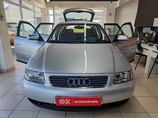 Audi A3 2002 - 5250 EUR, 330000 km - AUTO.MOTO.pt - 330000km - foto 21 de 32