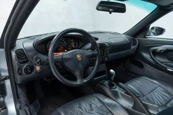 Porsche 911 1999 - 44950 EUR, 178000 km - AUTO.MOTO.pt - 178000km - foto 16 de 31