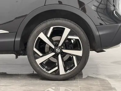 Nissan Qashqai 2017 - 16890 EUR, 117000 km - AUTO.MOTO.pt - 117000km - foto 6 de 6