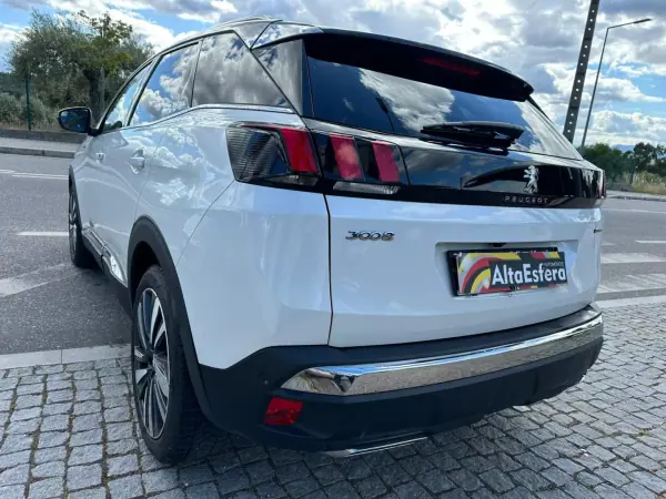 Peugeot 3008 2020 - 23900 EUR, 132834 km - AUTO.MOTO.pt - 132834km - foto 4 de 34