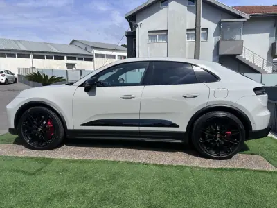 Porsche Macan 2026 - 129000 EUR, 2200 km - AUTO.MOTO.pt - 2200km - foto 20 de 85