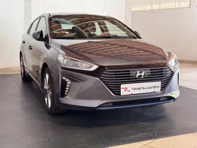 Hyundai Ioniq 2017 - 13250 EUR, 88000 km - AUTO.MOTO.pt - 88000km - foto 3 de 23