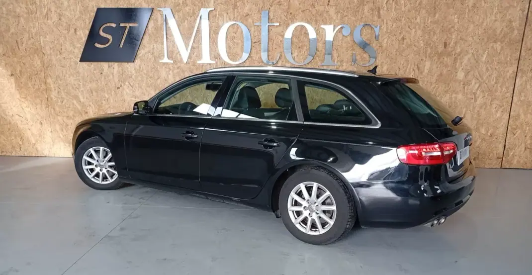 Audi A4 Avant 2015 - 14950 EUR, 236000 km - AUTO.MOTO.pt - 236000km - foto 3 de 18