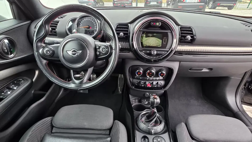 MINI Clubman 2016 - 15990 EUR, 186000 km - AUTO.MOTO.pt - 186000km - foto 15 de 29