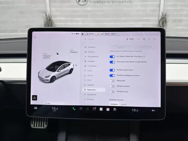 Tesla Model 3 2021 - 27950 EUR, 49088 km - AUTO.MOTO.pt - 49088km - foto 25 de 59