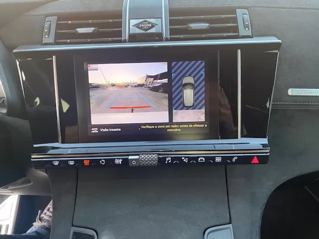 DS DS7 Crossback 2020 - 25990 EUR, 105000 km - AUTO.MOTO.pt - 105000km - foto 17 de 24