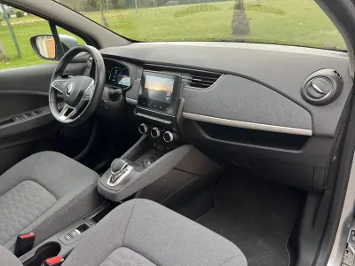 Renault Zoe 2021 - 14965 EUR, 25000 km - AUTO.MOTO.pt - 25000km - foto 23 de 46