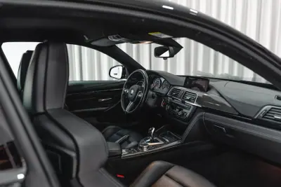 BMW M4 2016 - 59950 EUR, 97204 km - 97204km - foto 53 de 55