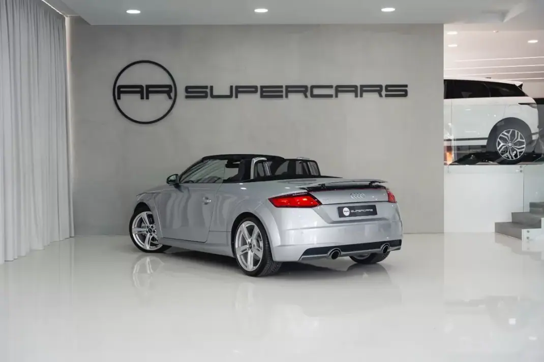 Audi TT Roadster 2015 - 33950 EUR, 151742 km - 151742km - foto 20 de 55