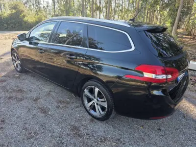 Peugeot 308 SW 2015 - 7500 EUR, 280000 km - 280000km - foto 4 de 56
