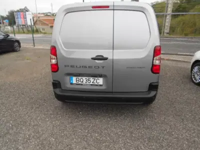 Peugeot Partner 2025 - 19900 EUR, 10994 km - 10994km - foto 5 de 14