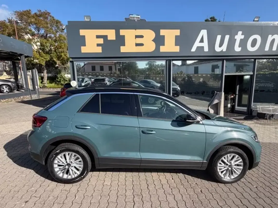 Volkswagen Amarok 2023 - 27900 EUR, 49000 km - AUTO.MOTO.pt - 49000km - foto 7 de 12