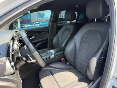 Mercedes-Benz GLC 300 2021 - 49900 EUR, 78000 km - AUTO.MOTO.pt - 78000km - foto 12 de 15