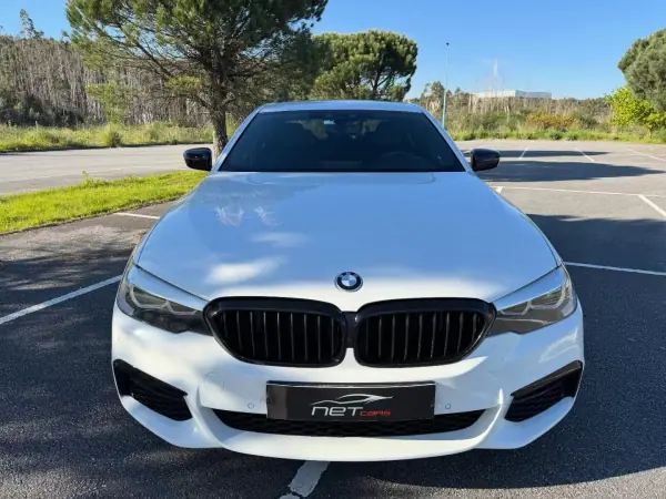 BMW 520 2017 - 24950 EUR, 209000 km - AUTO.MOTO.pt - 209000km - foto 11 de 12