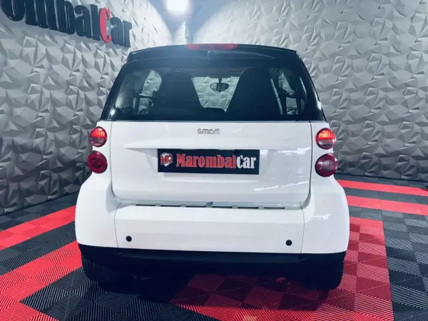 Smart ForTwo Coupé 2008 - 4650 EUR, 238615 km - AUTO.MOTO.pt - 238615km - foto 7 de 28