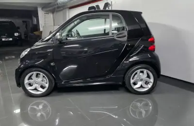 Smart Fortwo Cabrio 2013 - 9990 EUR, 98000 km - AUTO.MOTO.pt - 98000km - foto 2 de 34