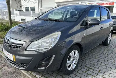 Opel Corsa 2013 - 7990 EUR, 99853 km - AUTO.MOTO.pt - 99853km - foto 14 de 15