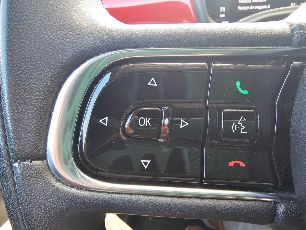 Fiat 500e C 2021 - 14250 EUR, 75000 km - AUTO.MOTO.pt - 75000km - foto 17 de 26