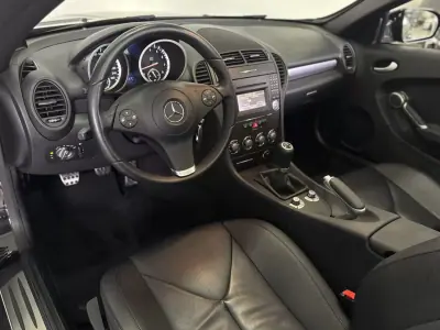 Mercedes-Benz SLK 200 2010 - 17950 EUR, 112597 km - AUTO.MOTO.pt - 112597km - foto 6 de 34