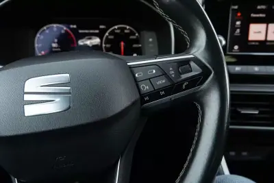 SEAT Leon 2021 - 15999 EUR, 127100 km - AUTO.MOTO.pt - 127100km - foto 20 de 24