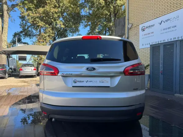 Ford S-Max 2012 — foto 3 de 5