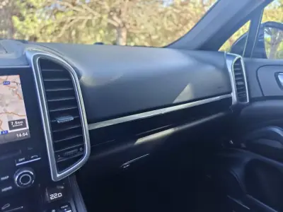 Porsche Cayenne 2016 - 42499 EUR, 199000 km - 199000km - foto 41 de 41