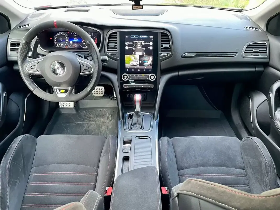 Renault Mégane 2022 - 39990 EUR, 37500 km - AUTO.MOTO.pt - 37500km - foto 9 de 36