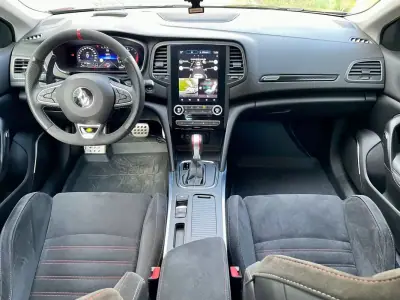 Renault Mégane 2022 - 39990 EUR, 37500 km - AUTO.MOTO.pt - 37500km - foto 9 de 36