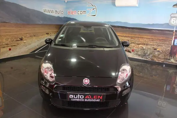 Fiat Punto 2016 - 7000 EUR, 118505 km - 118505km - foto 2 de 12
