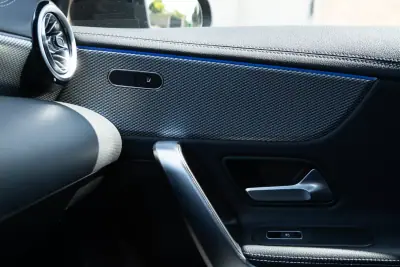 Mercedes-Benz CLA 250 2022 - 27900 EUR, 135350 km - AUTO.MOTO.pt - 135350km - foto 23 de 23