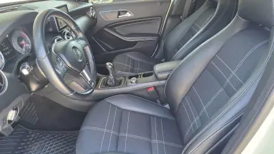 Mercedes-Benz A 200 2013 - 15990 EUR, 141000 km - AUTO.MOTO.pt - 141000km - foto 17 de 33